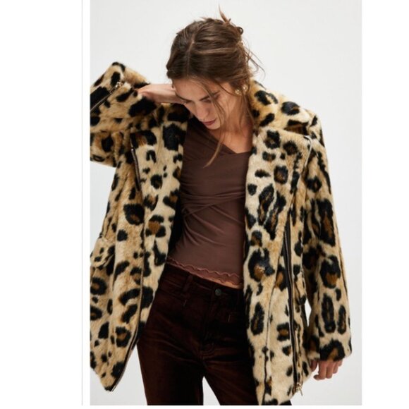 Free People Bella Leopard Coat - Picture 4 of 12
